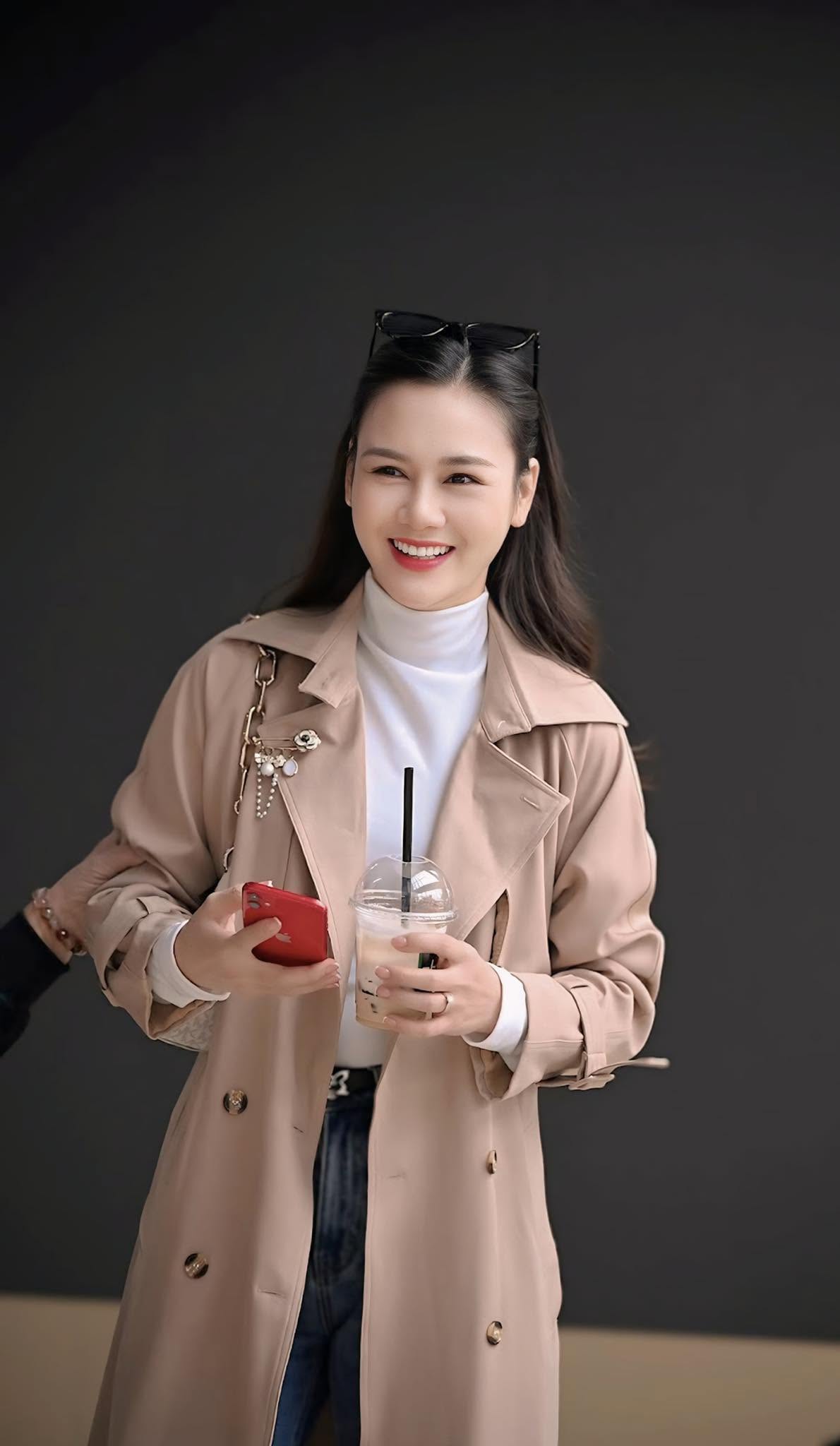 Mỹ nh&acirc;n l&agrave; nghịch l&yacute; visual của Vbiz: Đ&oacute;ng phim n&agrave;o cũng qu&ecirc; m&ugrave;a k&eacute;m sắc, ngo&agrave;i đời đẹp đi&ecirc;n đảo chẳng ai d&aacute;m ch&ecirc;- Ảnh 9.