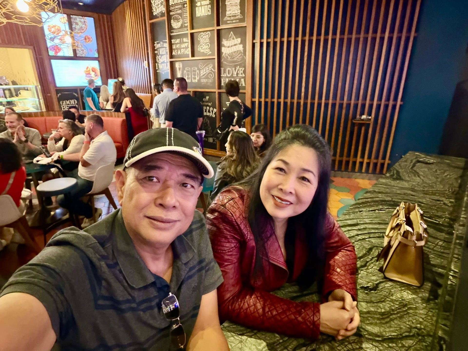 Chồng lừng lẫy một thời của NSND Hồng V&acirc;n sống ra sao sau khi "hết duy&ecirc;n" showbiz?- Ảnh 5.