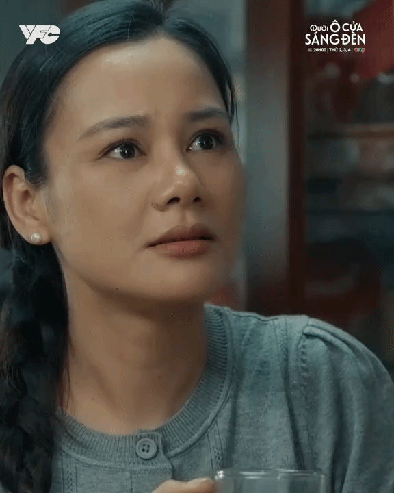 Mỹ nh&acirc;n l&agrave; nghịch l&yacute; visual của Vbiz: Đ&oacute;ng phim n&agrave;o cũng qu&ecirc; m&ugrave;a k&eacute;m sắc, ngo&agrave;i đời đẹp đi&ecirc;n đảo chẳng ai d&aacute;m ch&ecirc;- Ảnh 4.