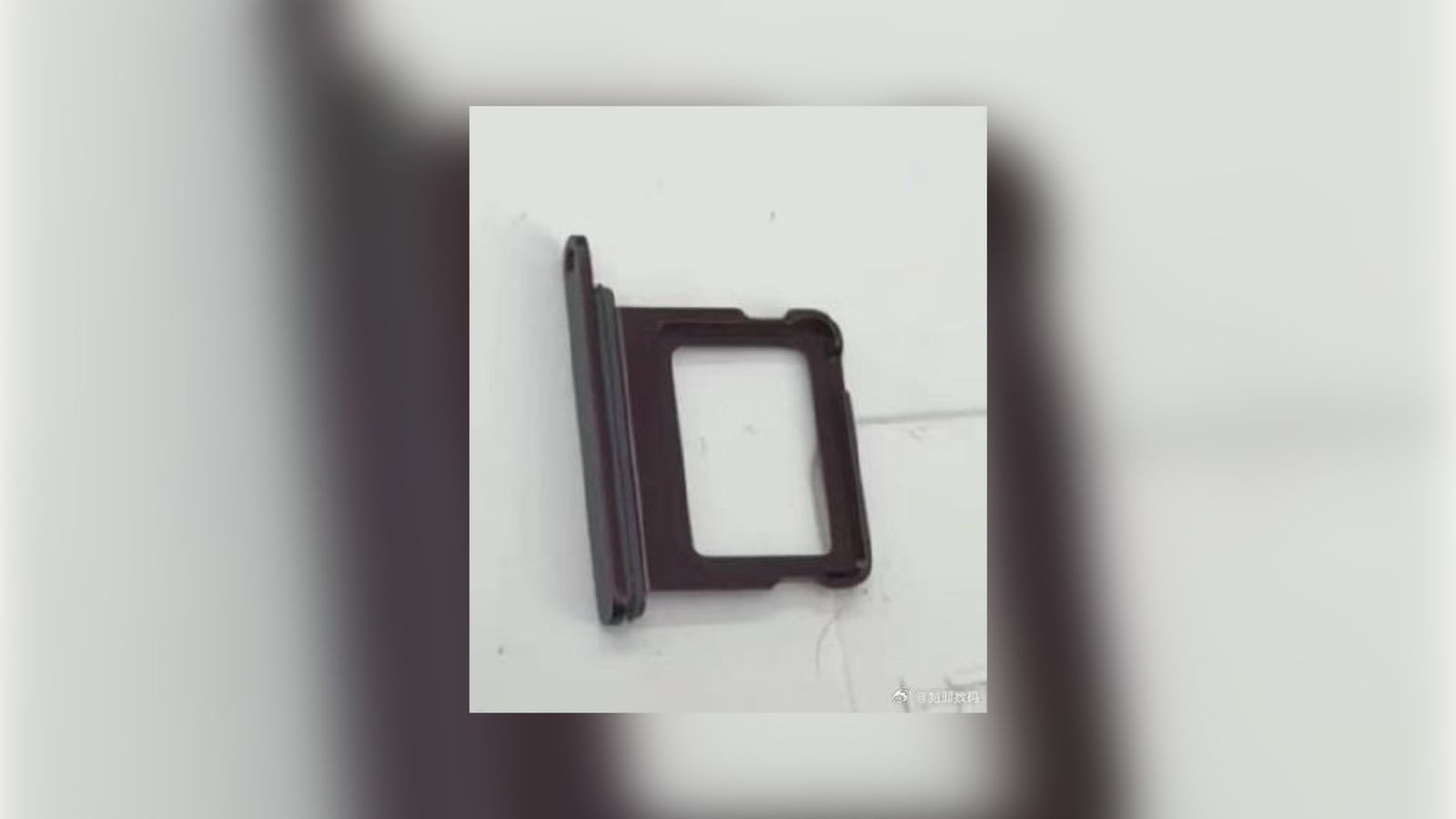 iPhone 18 Pro Max lộ diện màu sắc chưa từng có- Ảnh 1.