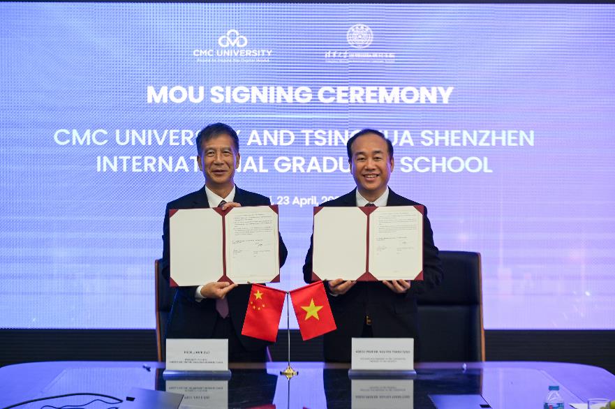 Trường Đại học CMC tặng m&aacute;y t&iacute;nh bảng cho to&agrave;n bộ th&iacute; sinh đăng &yacute; nguyện vọng 1, 2, 3 - Ảnh 3.