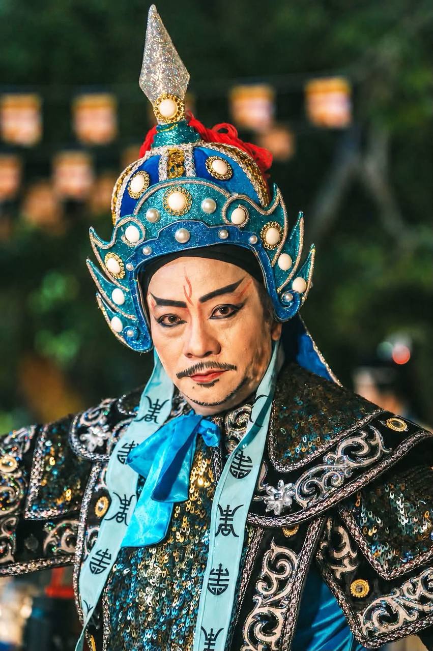 Nam nghệ sĩ Việt bị đột quỵ tại s&acirc;n khấu: Gia cảnh kh&oacute; khăn, chạy xe c&ocirc;ng nghệ kiếm sống- Ảnh 2.