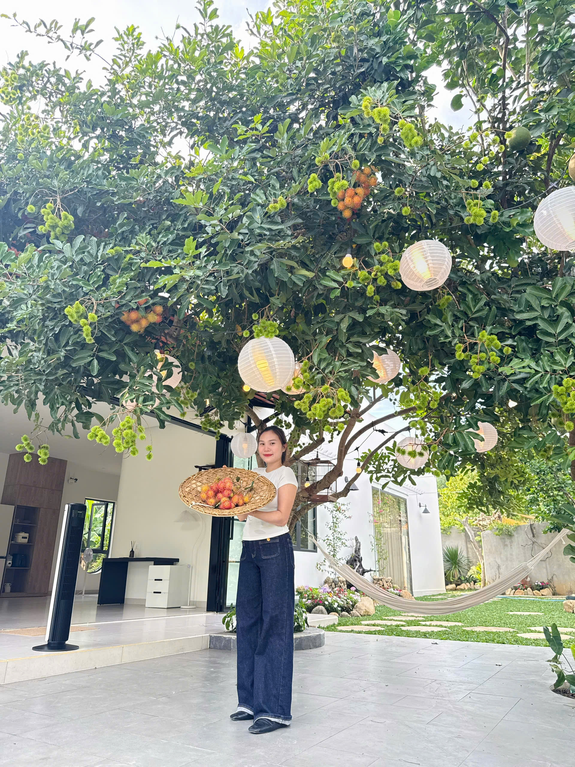 32 tuổi bỏ phố về qu&ecirc;, vợ chồng trẻ L&acirc;m Đồng chi 1,15 tỷ x&acirc;y nh&agrave; vườn 144m&sup2;, tiết lộ 3 khoản gi&uacute;p tiết kiệm h&agrave;ng trăm triệu đồng- Ảnh 13.