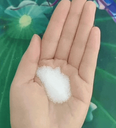 Muối Epsom v&agrave; 2 c&aacute;ch chăm t&oacute;c đơn giản: Da đầu sạch hơn, t&oacute;c mềm hơn nếu d&ugrave;ng đ&uacute;ng - Ảnh 1.
