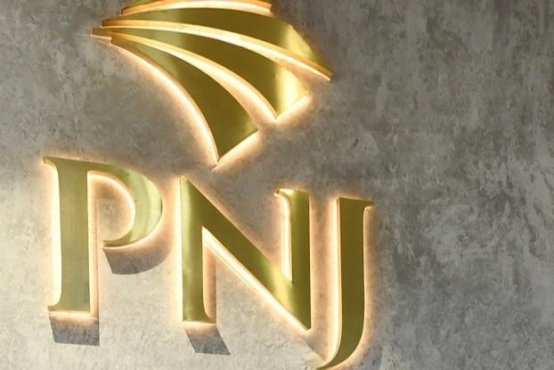 Cổ phiếu PNJ tiếp tục bị b&aacute;n mạnh- Ảnh 1.