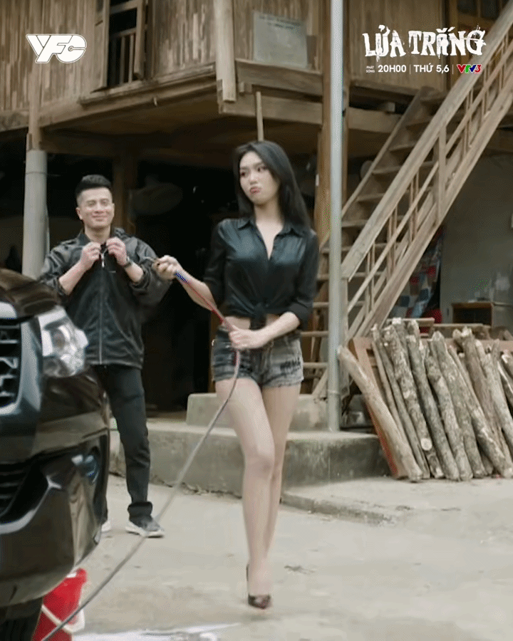 Mỹ nh&acirc;n trong phim h&igrave;nh sự giờ v&agrave;ng được khen "hay ngay từ tập 1": Cảnh rửa xe khiến triệu người m&ecirc; mẩn, sắc v&oacute;c kh&ocirc;ng thua g&igrave; Hoa hậu- Ảnh 2.