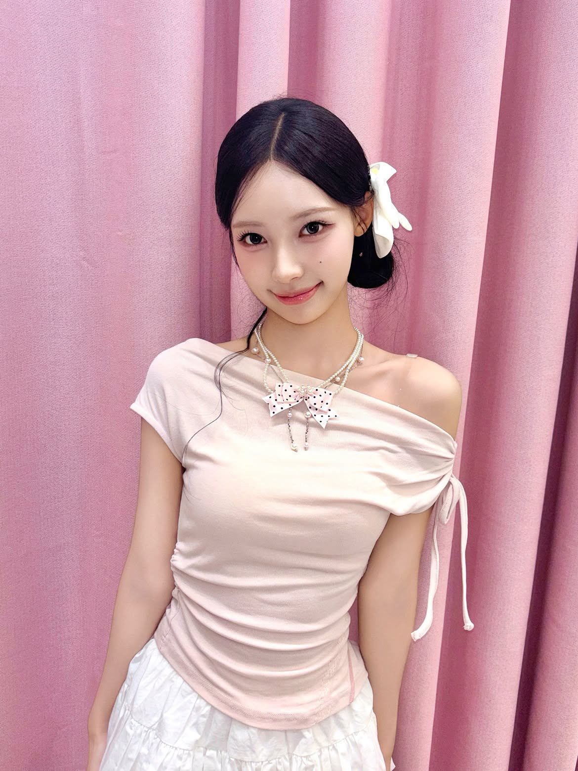 Nh&oacute;m nhạc v&ocirc; danh l&agrave; kỳ t&iacute;ch mới của showbiz: Nhạc l&ecirc;n Top 1 cả nước, danh tiếng thăng hạng ch&oacute;ng mặt - Ảnh 5.