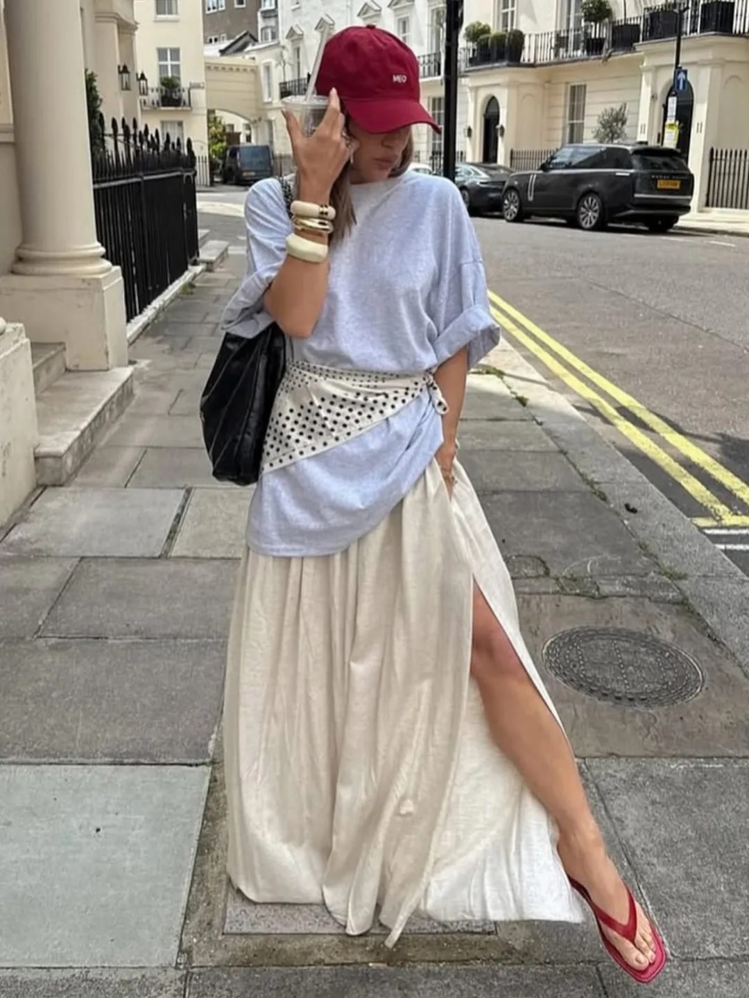 12 outfit với &aacute;o thun đơn giản nhưng mặc l&ecirc;n ai cũng khen c&oacute; gu- Ảnh 1.