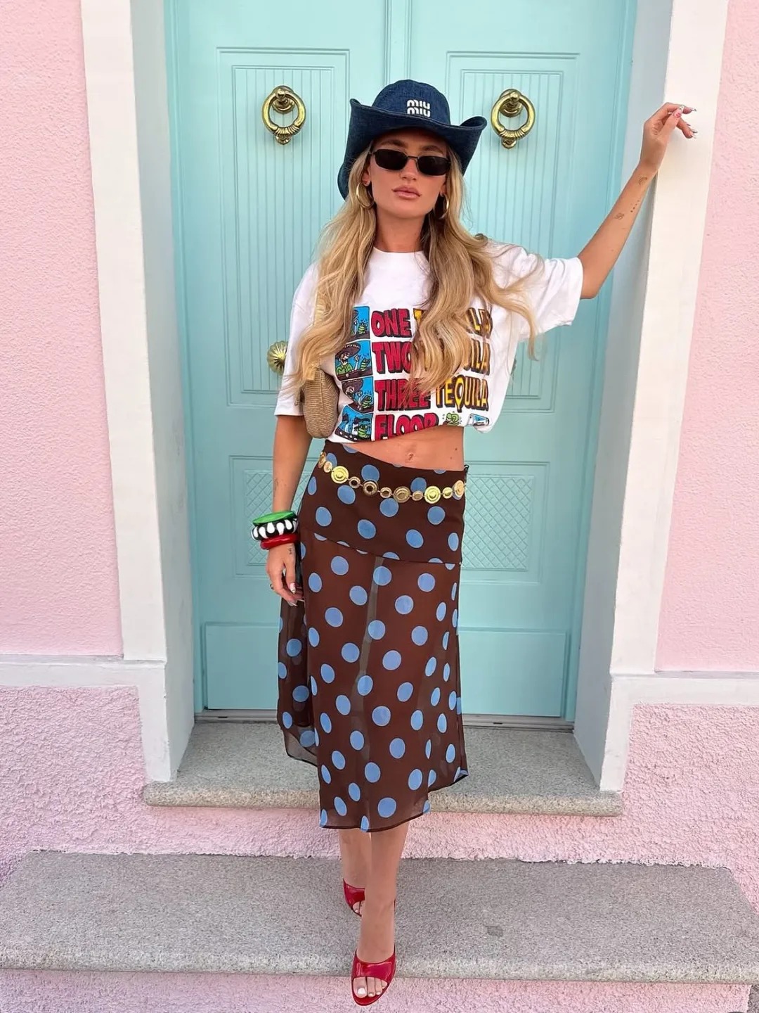 12 outfit với &aacute;o thun đơn giản nhưng mặc l&ecirc;n ai cũng khen c&oacute; gu- Ảnh 8.