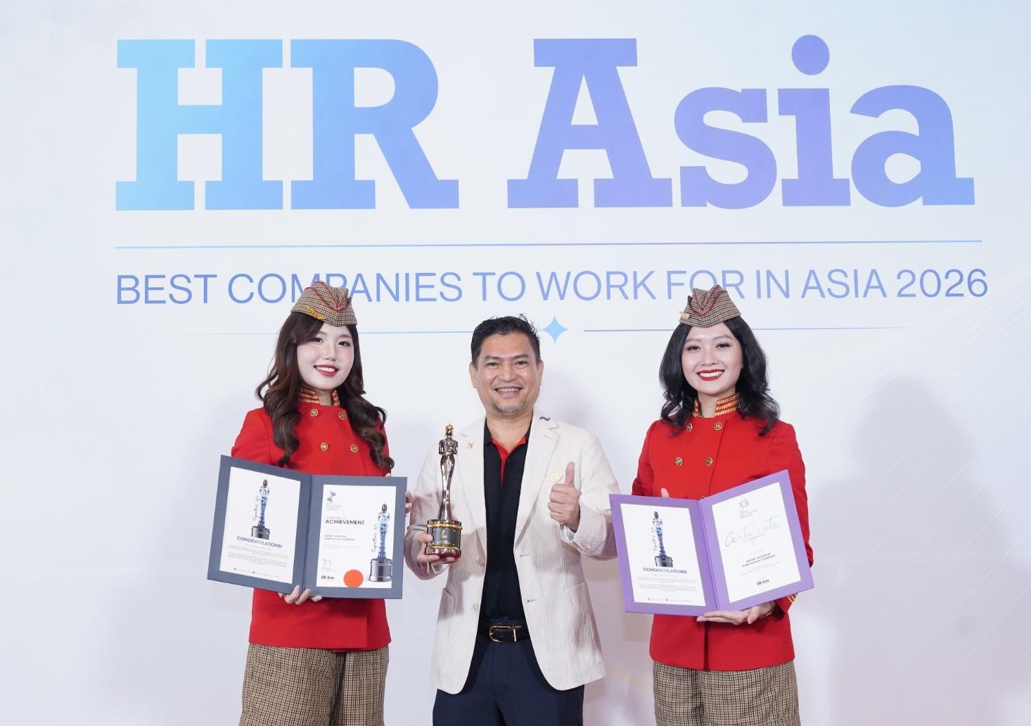 Vietjet khẳng định sức hút môi trường làm việc quốc tế tại HR Asia Awards 2026 - Ảnh 2.