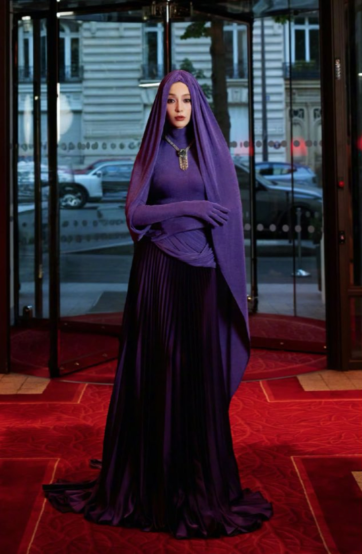 "Nữ ho&agrave;ng thảm đỏ" Phạm Băng Băng xuống phong độ: Đắt show tại Haute Couture Week 2026 nhưng hiệu ứng kh&ocirc;ng c&ograve;n như xưa- Ảnh 15.