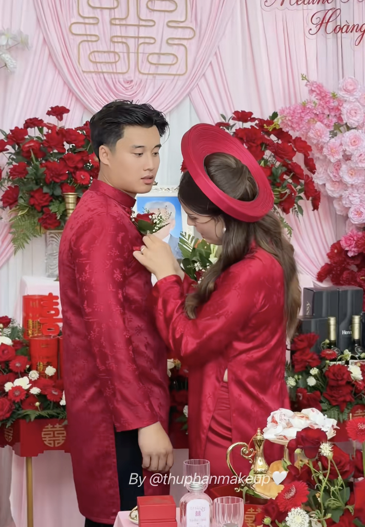 C&ocirc; d&acirc;u người Đức diện &aacute;o d&agrave;i Việt trong lễ cưới với ch&agrave;ng trai Cần Thơ, nhan sắc h&uacute;t 6 triệu người - Ảnh 7.