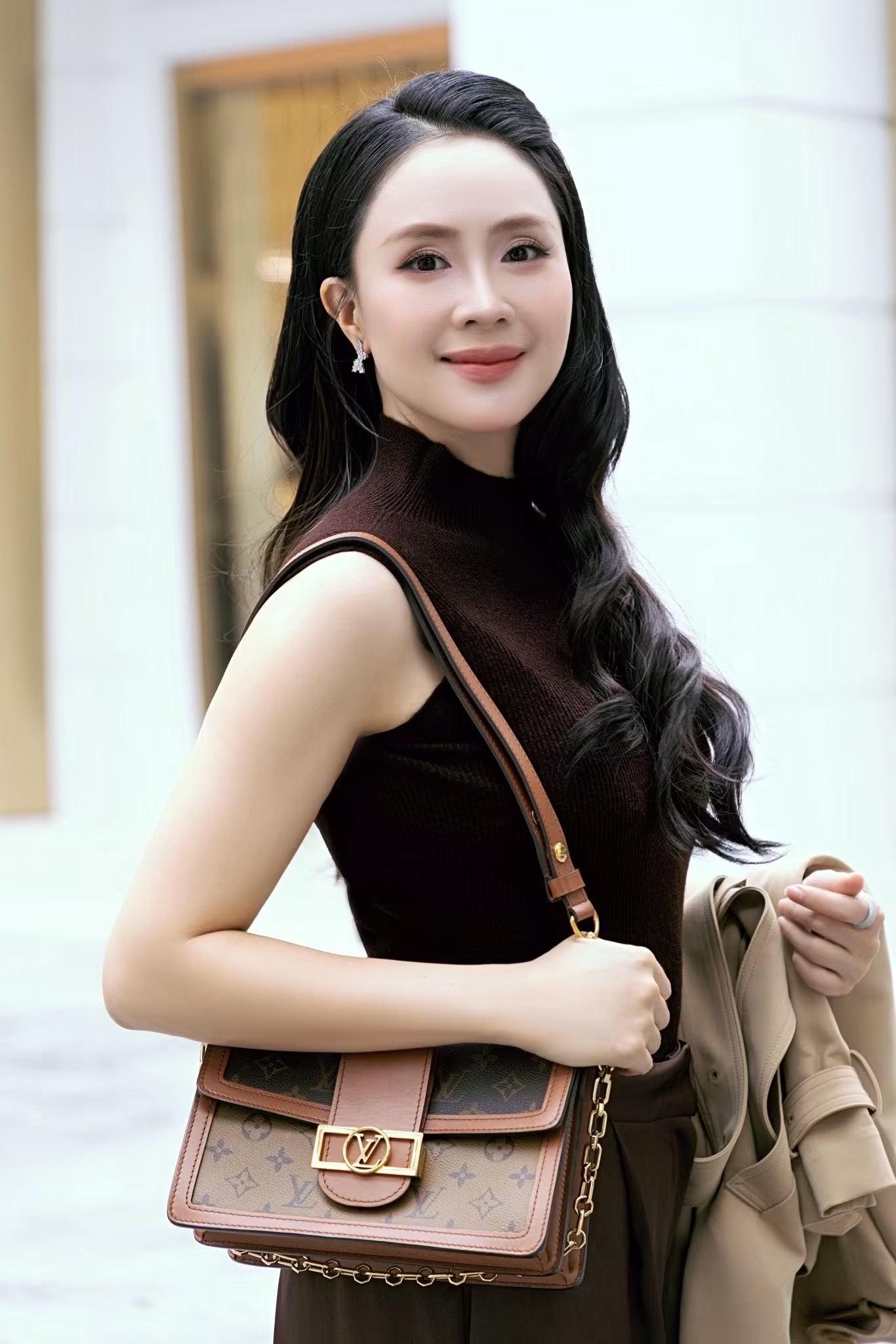 Mỹ nh&acirc;n đẹp nhất VTV c&agrave;ng đơn giản c&agrave;ng nổi bật, U45 vẫn c&oacute; khung h&igrave;nh h&uacute;t cả triệu người xem- Ảnh 6.