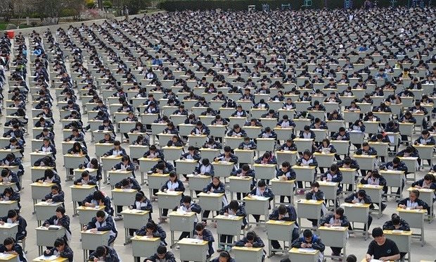Kh&ocirc;ng c&oacute; chuyện thi lại nếu gian lận: Trung Quốc xử l&yacute; cực nghi&ecirc;m mọi vi phạm trong kỳ thi quan trọng nhất- Ảnh 1.