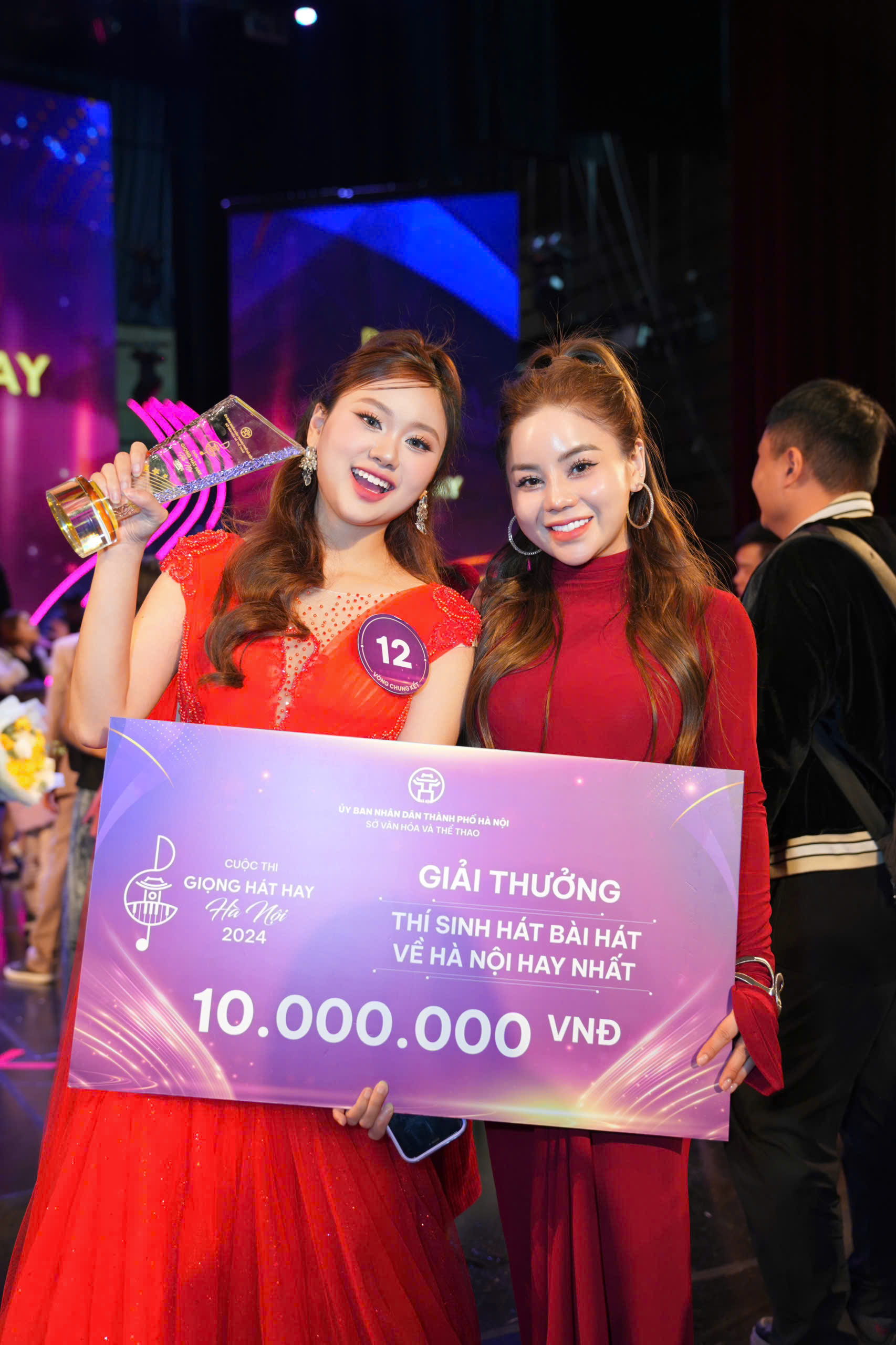 C&ocirc; g&aacute;i SN 2005 được giải Nh&igrave; Đồ R&ecirc; M&iacute; năm 2013 giờ ra sao?- Ảnh 2.