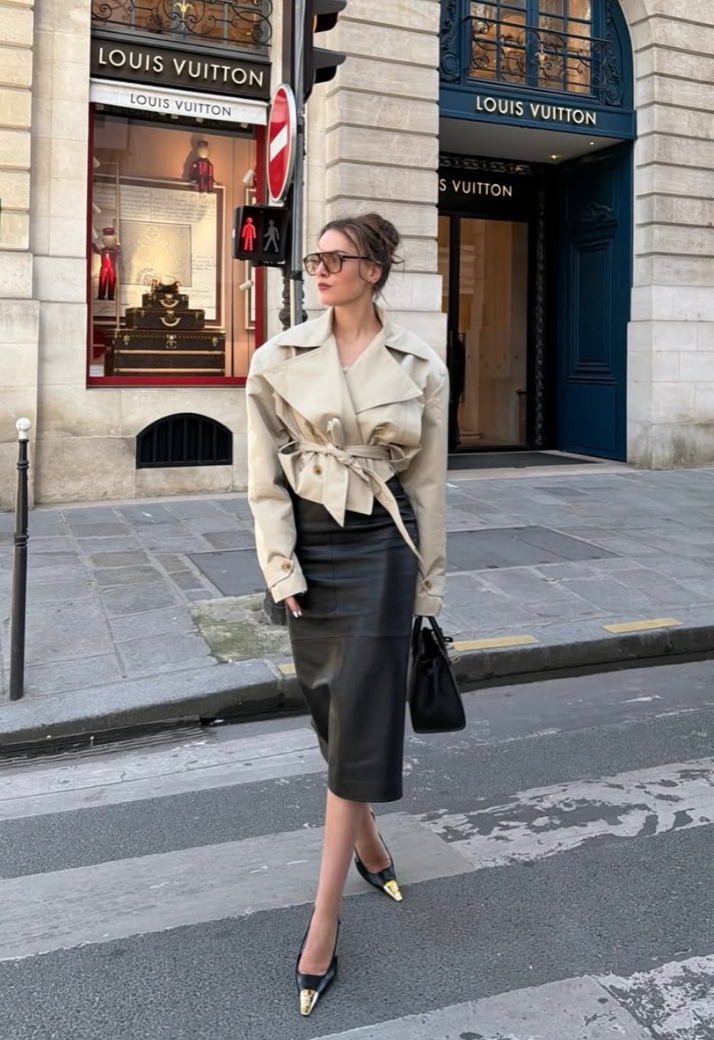 Nữ nhiếp ảnh gia ngầu nhất fashion week: Vừa x&aacute;ch Herm&egrave;s Birkin vừa t&aacute;c nghiệp, đi l&agrave;m m&agrave; mặc đẹp ngang kh&aacute;ch mời- Ảnh 11.
