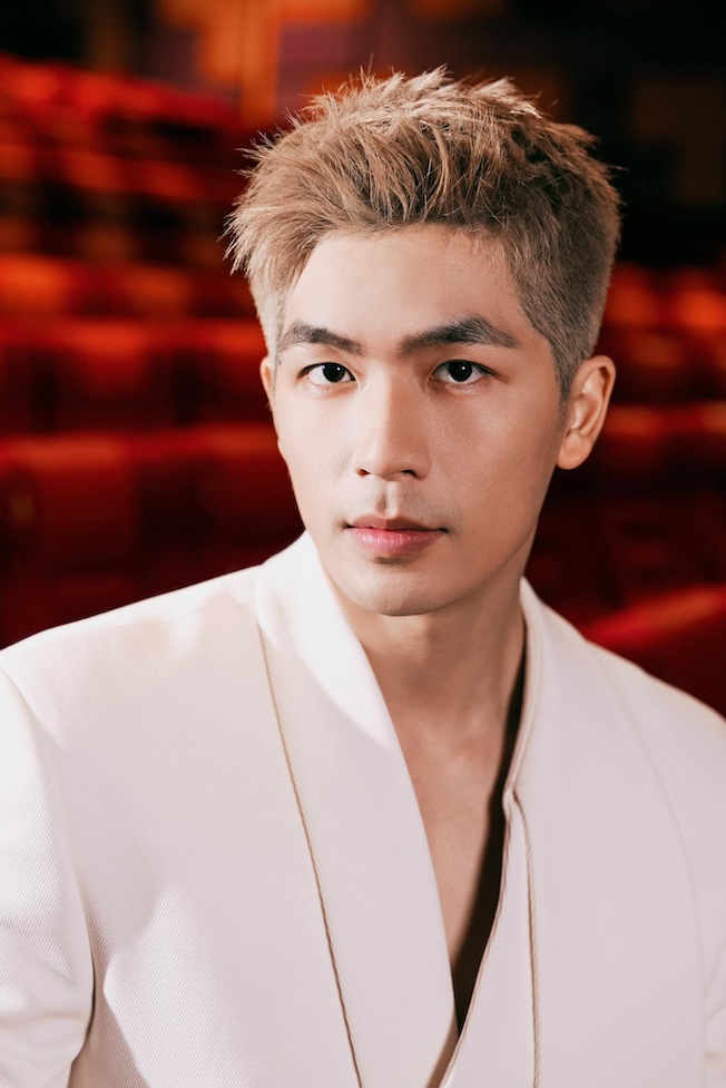 Mỹ nam Việt vừa lọt đề cử đẹp nhất thế giới: Visual lấn lướt Hứa Quang H&aacute;n, đổi đời nhờ 1 c&acirc;u n&oacute;i của Trấn Th&agrave;nh- Ảnh 3.