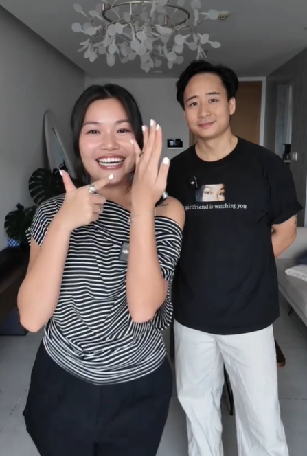 Thạc sĩ ki&ecirc;m TikToker được cầu h&ocirc;n giữa biển, k&iacute;ch thước chiếc nhẫn kim cương g&acirc;y cho&aacute;ng ngợp- Ảnh 7.