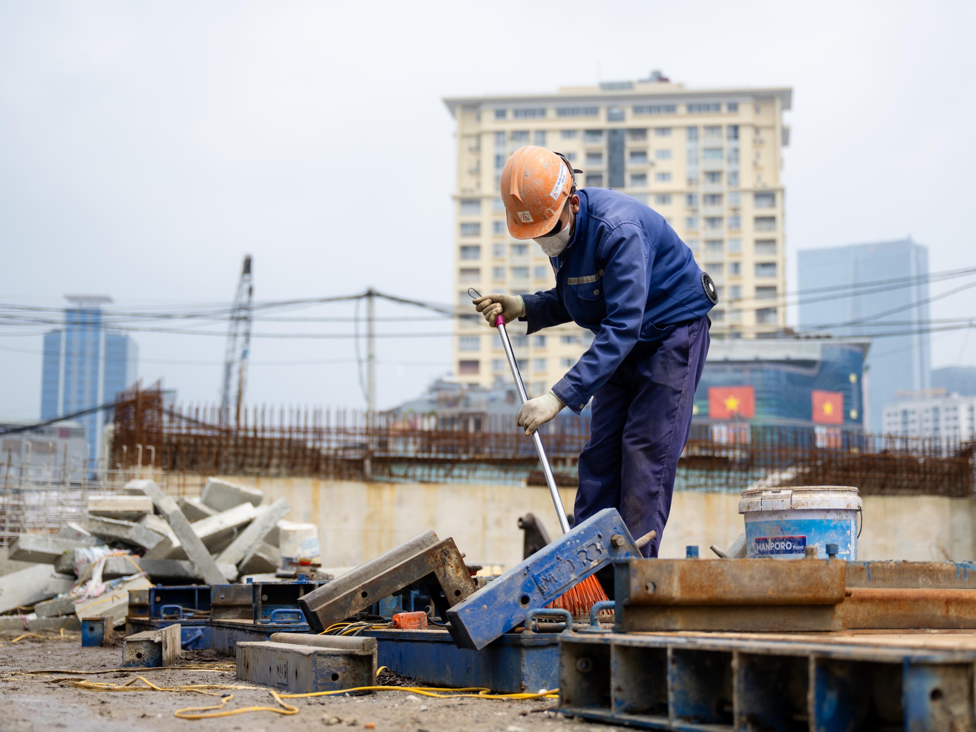 Cận cảnh c&ocirc;ng trường V&agrave;nh đai 1 đoạn Ho&agrave;ng Cầu - Voi Phục trong giai đoạn nước r&uacute;t, mục ti&ecirc;u th&ocirc;ng xe trước dịp 2/9- Ảnh 13.