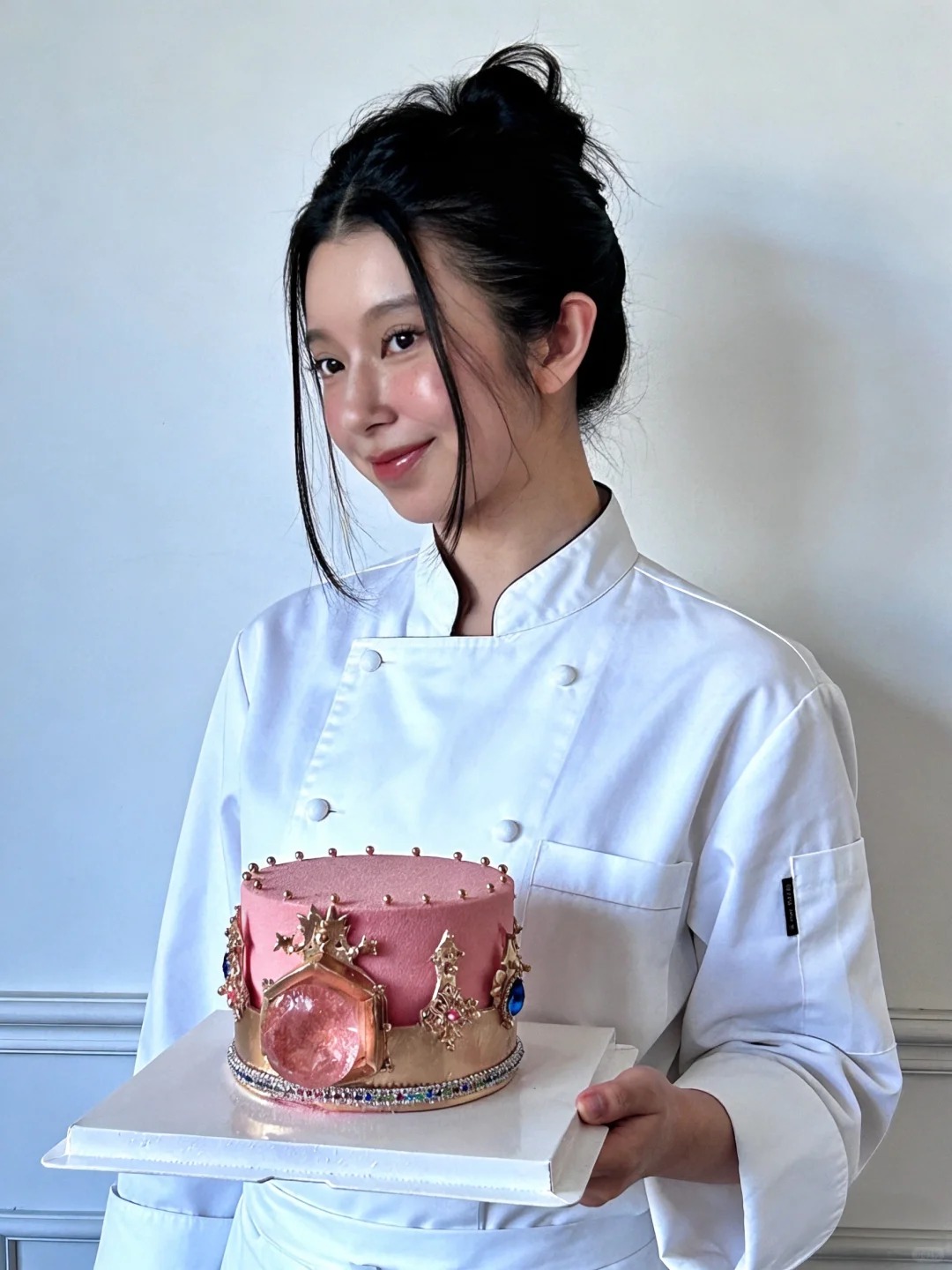 Chủ tiệm b&aacute;nh c&oacute; thu nhập 3,8 tỷ/năm: Lấy chồng hơn 16 tuổi c&oacute; con ri&ecirc;ng, tuy&ecirc;n bố kh&ocirc;ng hối hận- Ảnh 5.