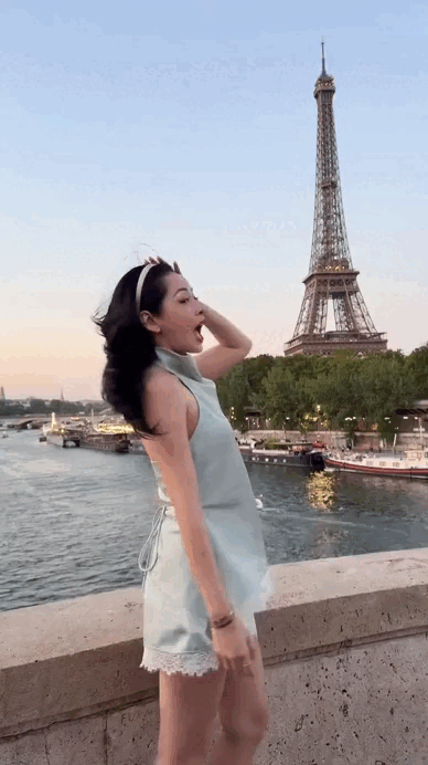 Chi Pu ở Paris mặc đẹp kh&ocirc;ng trượt look n&agrave;o, diện to&agrave;n hot trend của năm- Ảnh 1.