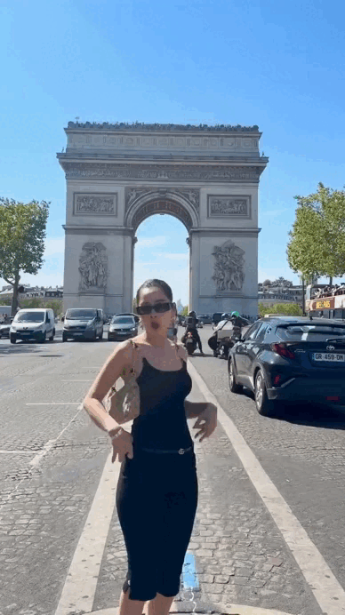 Chi Pu ở Paris mặc đẹp kh&ocirc;ng trượt look n&agrave;o, diện to&agrave;n hot trend của năm- Ảnh 3.