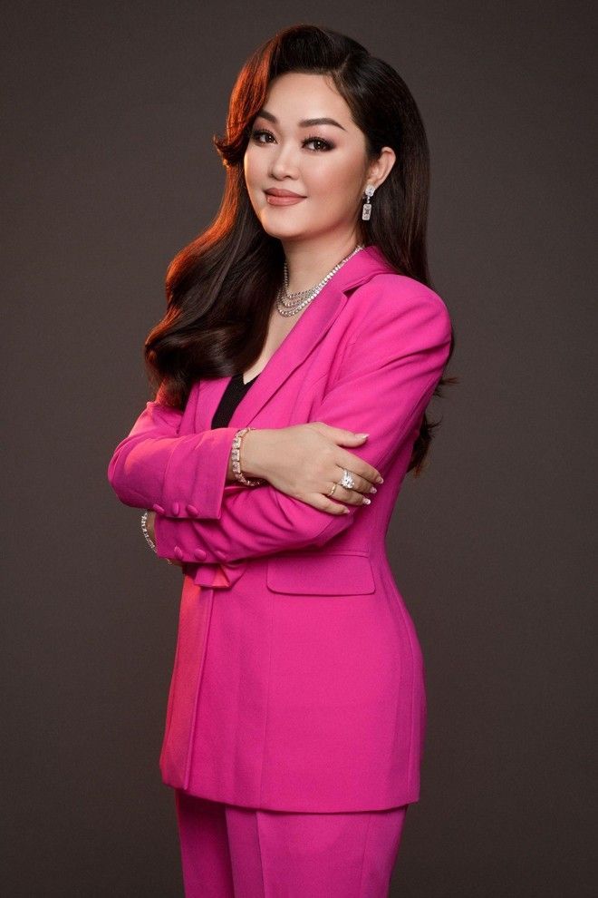 &Aacute; hậu Ho&agrave;ng Thanh Nga vừa bị bắt trong đường d&acirc;y bu&ocirc;n lậu kim cương xuy&ecirc;n quốc gia l&agrave; ai?- Ảnh 4.