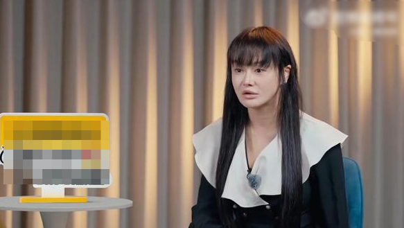 1 mỹ nh&acirc;n showbiz x&aacute;c nhận ly th&acirc;n chồng tuyển thủ 3 năm, để lại m&oacute;n nợ 720 tỷ đồng- Ảnh 1.