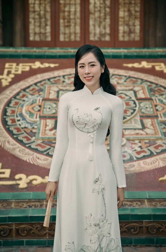 Chuy&ecirc;n gia đ&agrave;o tạo phong th&aacute;i Khiếu Lan Anh v&agrave; h&agrave;nh tr&igrave;nh gi&uacute;p người trẻ thay đổi bản th&acirc;n - Ảnh 5.
