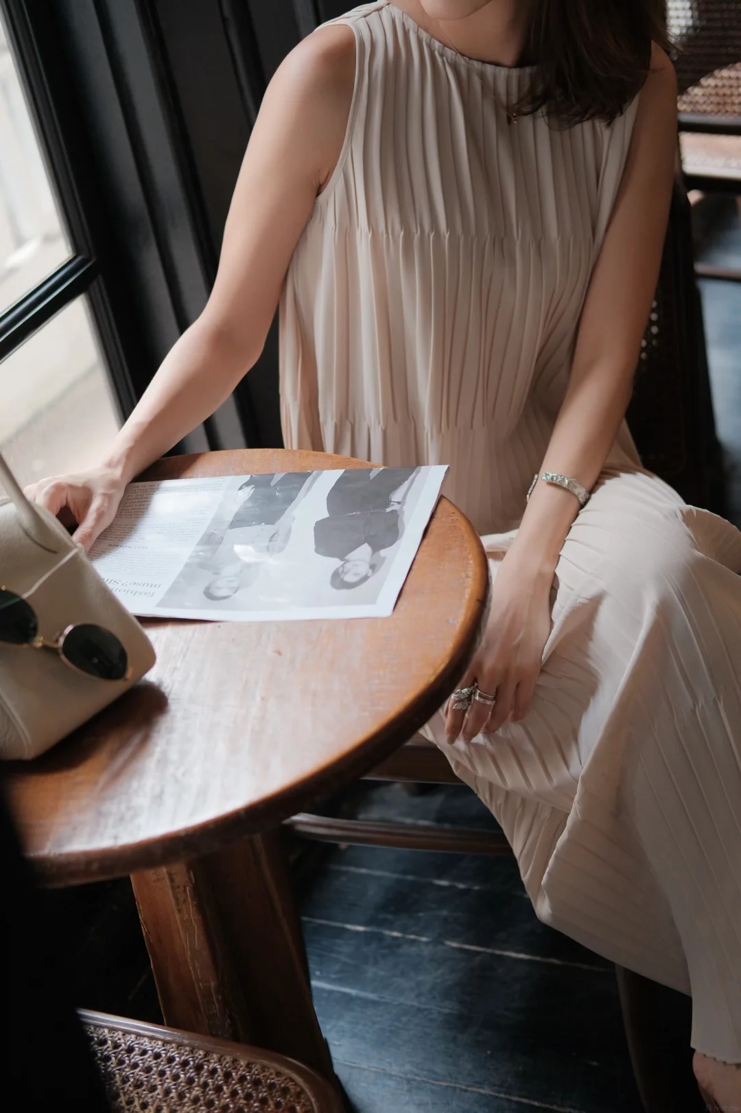 Những chiếc v&aacute;y mang tinh thần Old Money gi&uacute;p bạn tr&ocirc;ng sang hơn m&agrave; kh&ocirc;ng cần h&agrave;ng hiệu - Ảnh 2.