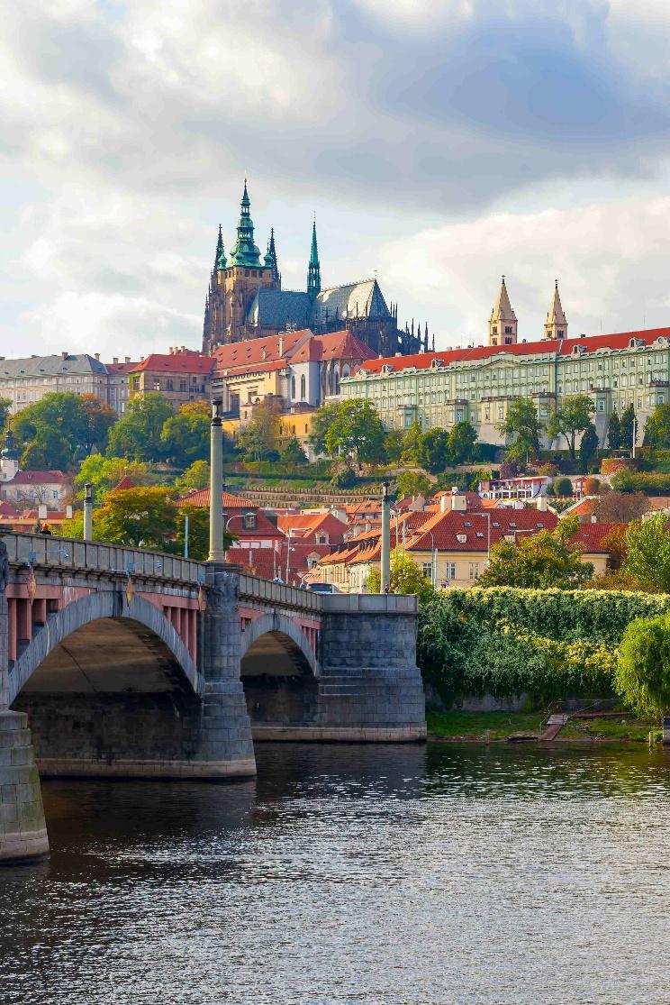 Vì sao Praha trở thành điểm đến “phải ghé” của hội mê xê dịch năm nay? - Ảnh 3.