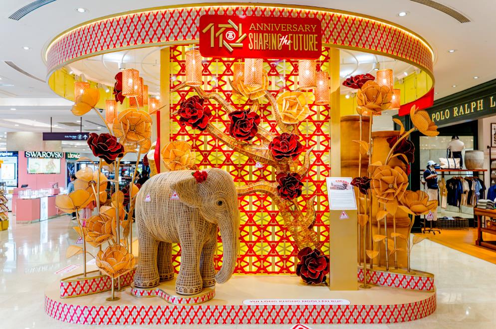 Đón tuổi lên 10, Takashimaya trang hoàng rực rỡ và tung chuỗi hoạt động đặc sắc - Ảnh 3.