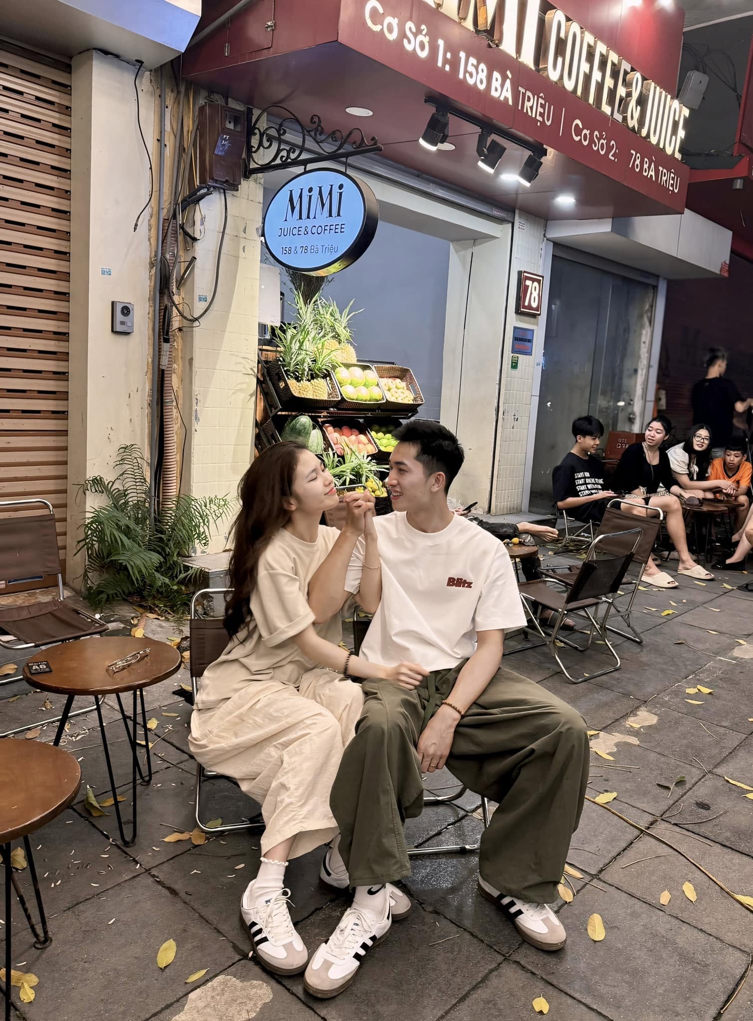 Chuyện xin bố mẹ cưới vợ của ch&agrave;ng trai 2k đang viral MXH: "Mẹ nu&ocirc;i được 4 chị em con th&igrave; mẹ nu&ocirc;i nốt bạn ấy đi"- Ảnh 3.