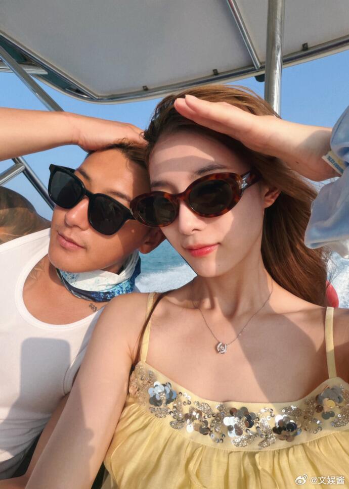 T&oacute;m gọn n&agrave;ng thơ gen Z mặt mộc đi l&agrave;m trợ l&yacute; cho chủ tịch showbiz, ra về bị ekip bỏ lại đứng lủi thủi 1 m&igrave;nh tr&ecirc;n phố- Ảnh 5.