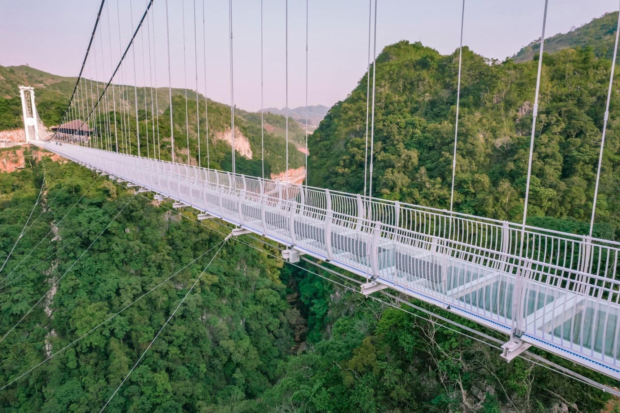 Ai cũng nghĩ l&agrave; Sa Pa, đ&acirc;y mới l&agrave; nơi duy nhất 3 lần được vinh danh đẹp nhất thế giới: C&aacute;ch H&agrave; Nội 180km - Ảnh 4.