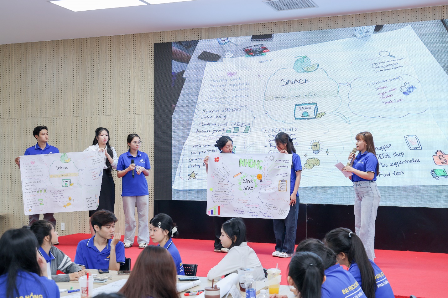 M&ocirc; h&igrave;nh Powered by ASU: Nơi sinh vi&ecirc;n LHU khơi mở tư duy to&agrave;n cầu từ năm nhất - Ảnh 2.