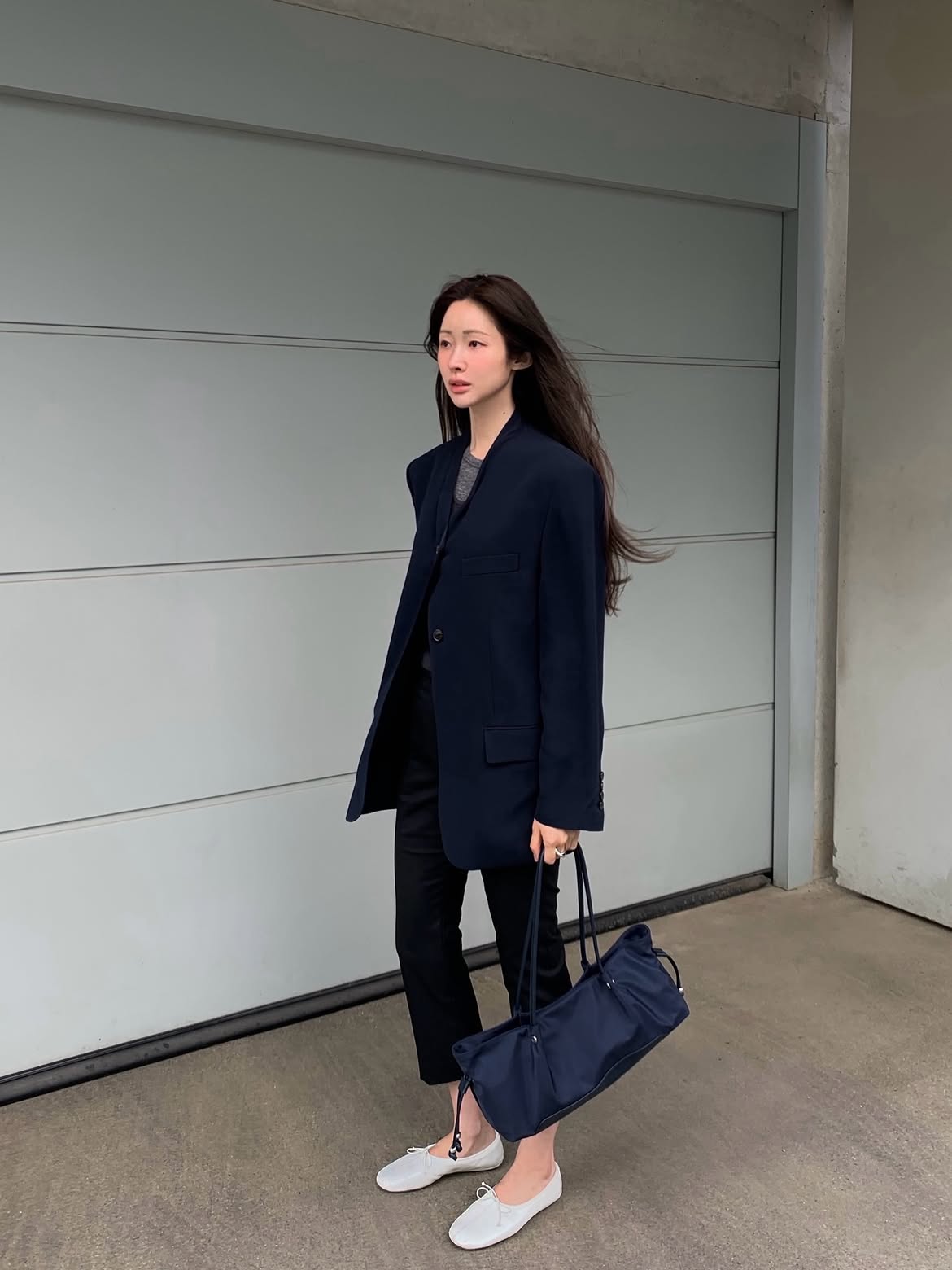 "Gi&agrave;y mướp" l&agrave; g&igrave; m&agrave; Jennie m&ecirc; mẩn? Mẫu gi&agrave;y bệt đang hot hơn cả gi&agrave;y b&uacute;p b&ecirc;, vừa t&ocirc;n ch&acirc;n vừa dễ đi- Ảnh 6.
