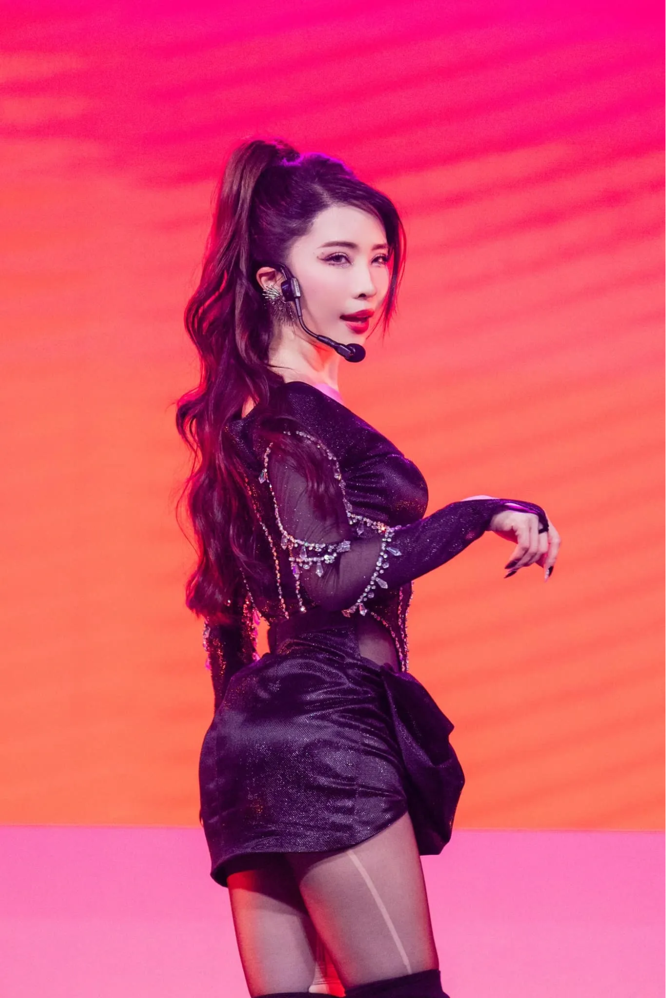 Mỹ nh&acirc;n vừa c&ocirc;ng khai hẹn h&ograve; diễn vi&ecirc;n Việt phim giờ v&agrave;ng: Từng l&agrave; hotgirl đời đầu, cả sự nghiệp gắn với một biệt danh  - Ảnh 5.
