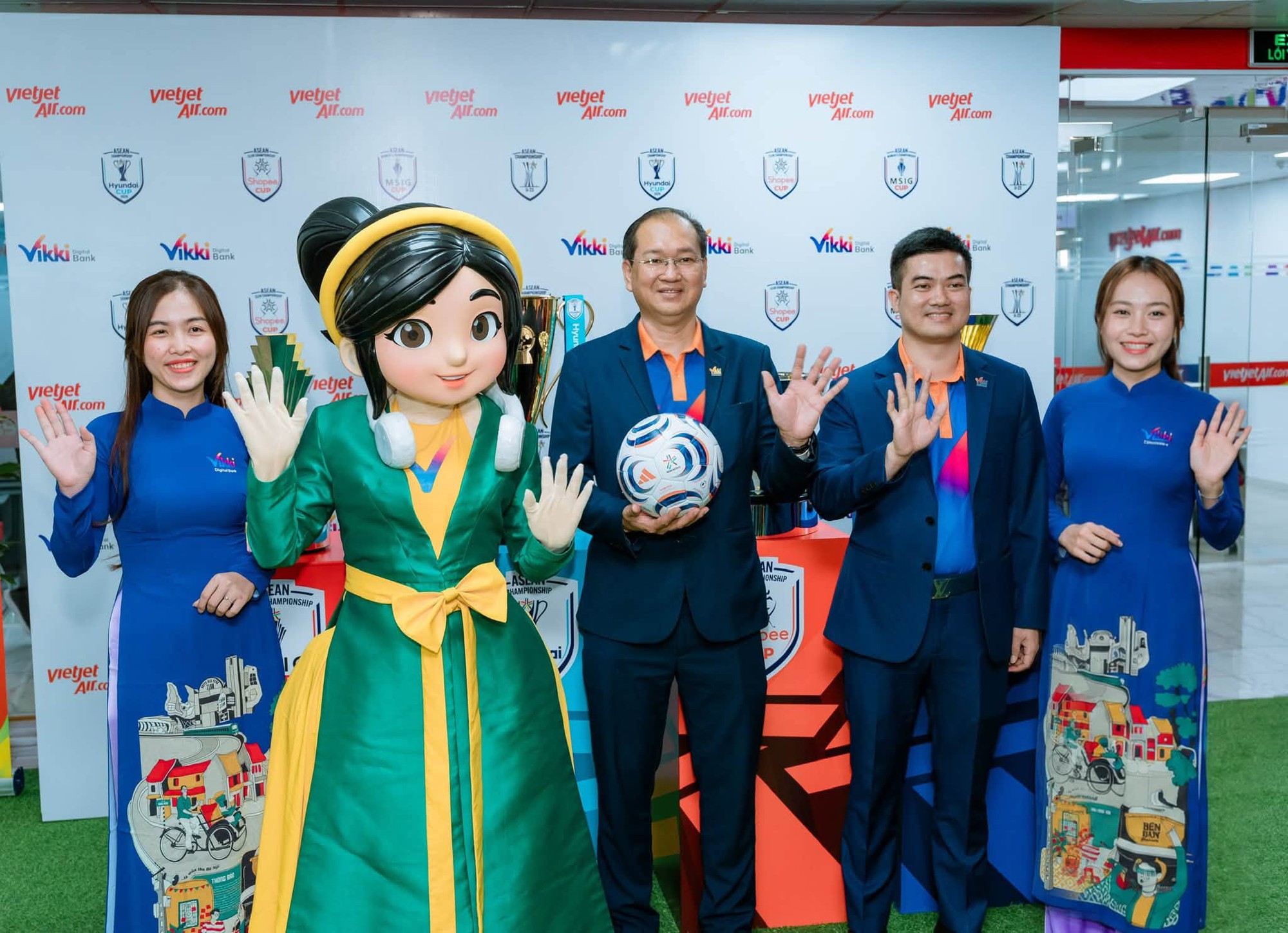 Vikki Digital Bank mang trải nghiệm t&agrave;i ch&iacute;nh số đến gần hơn với người h&acirc;m mộ b&oacute;ng đ&aacute; - Ảnh 3.