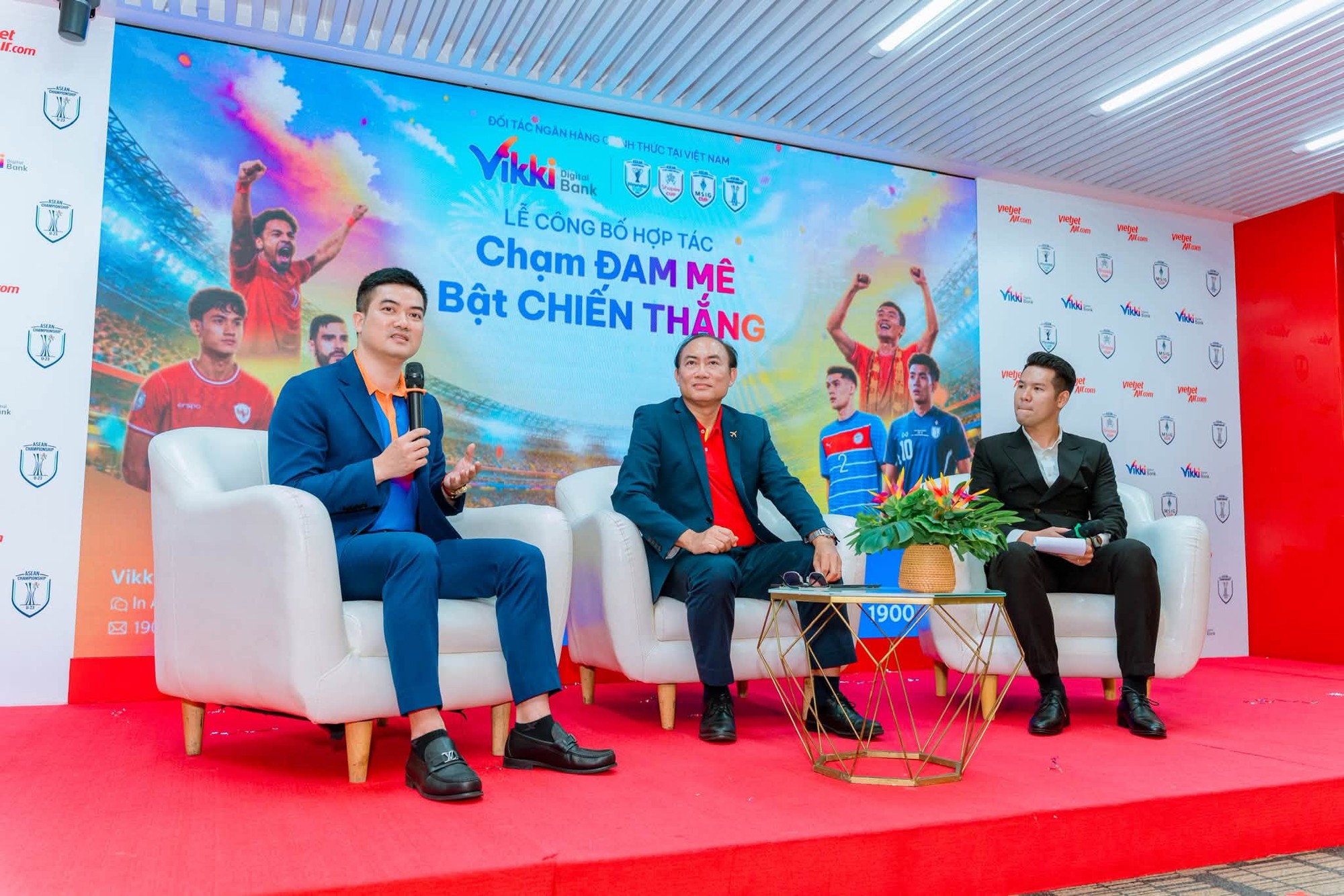Vikki Digital Bank mang trải nghiệm t&agrave;i ch&iacute;nh số đến gần hơn với người h&acirc;m mộ b&oacute;ng đ&aacute; - Ảnh 5.
