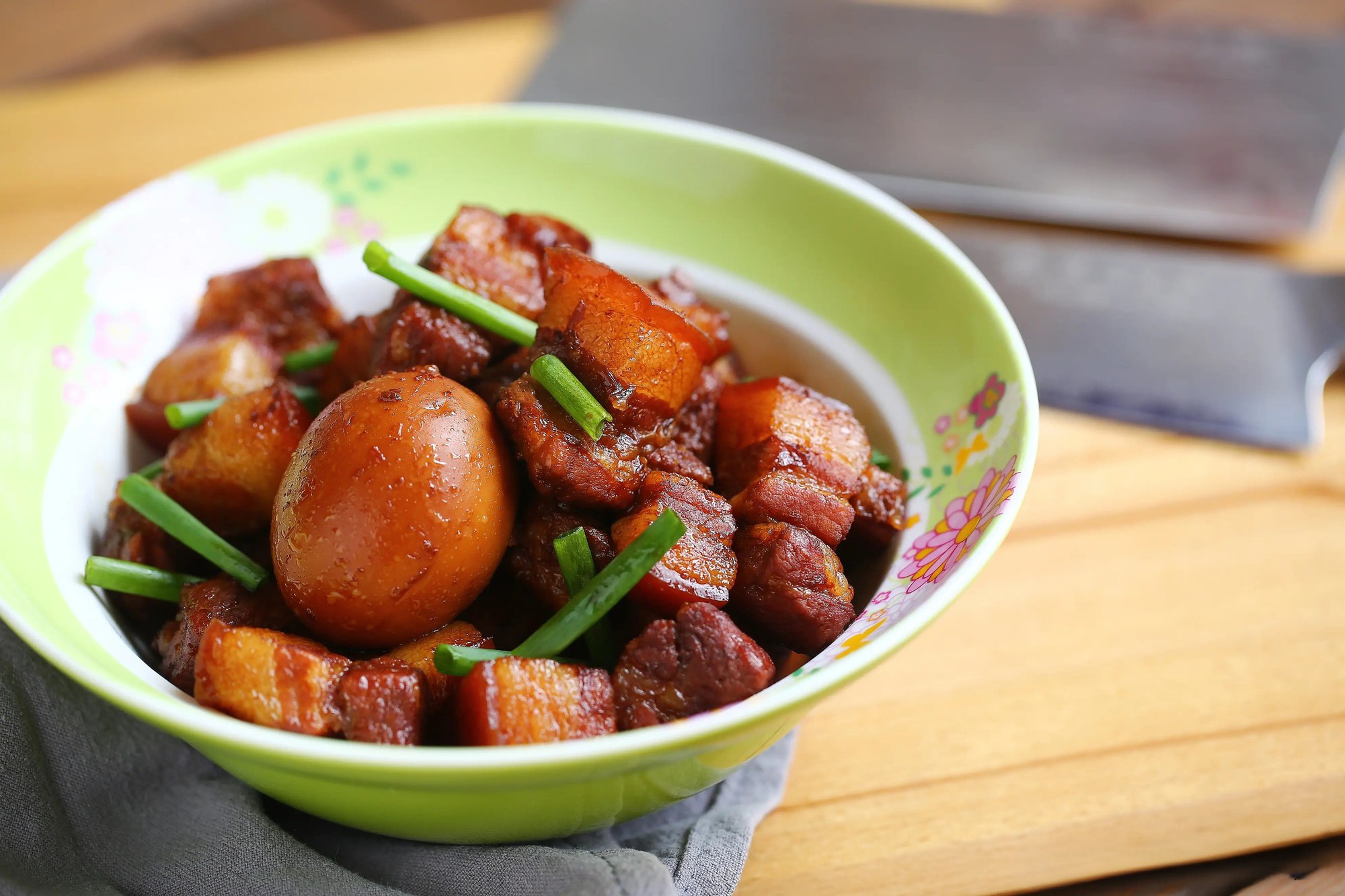 Thịt ba chỉ đừng kho t&agrave;u hay đem chi&ecirc;n nướng nữa, nấu thế n&agrave;y v&agrave; th&ecirc;m một bước nhỏ m&agrave; thơm ngon hơn nhiều- Ảnh 17.