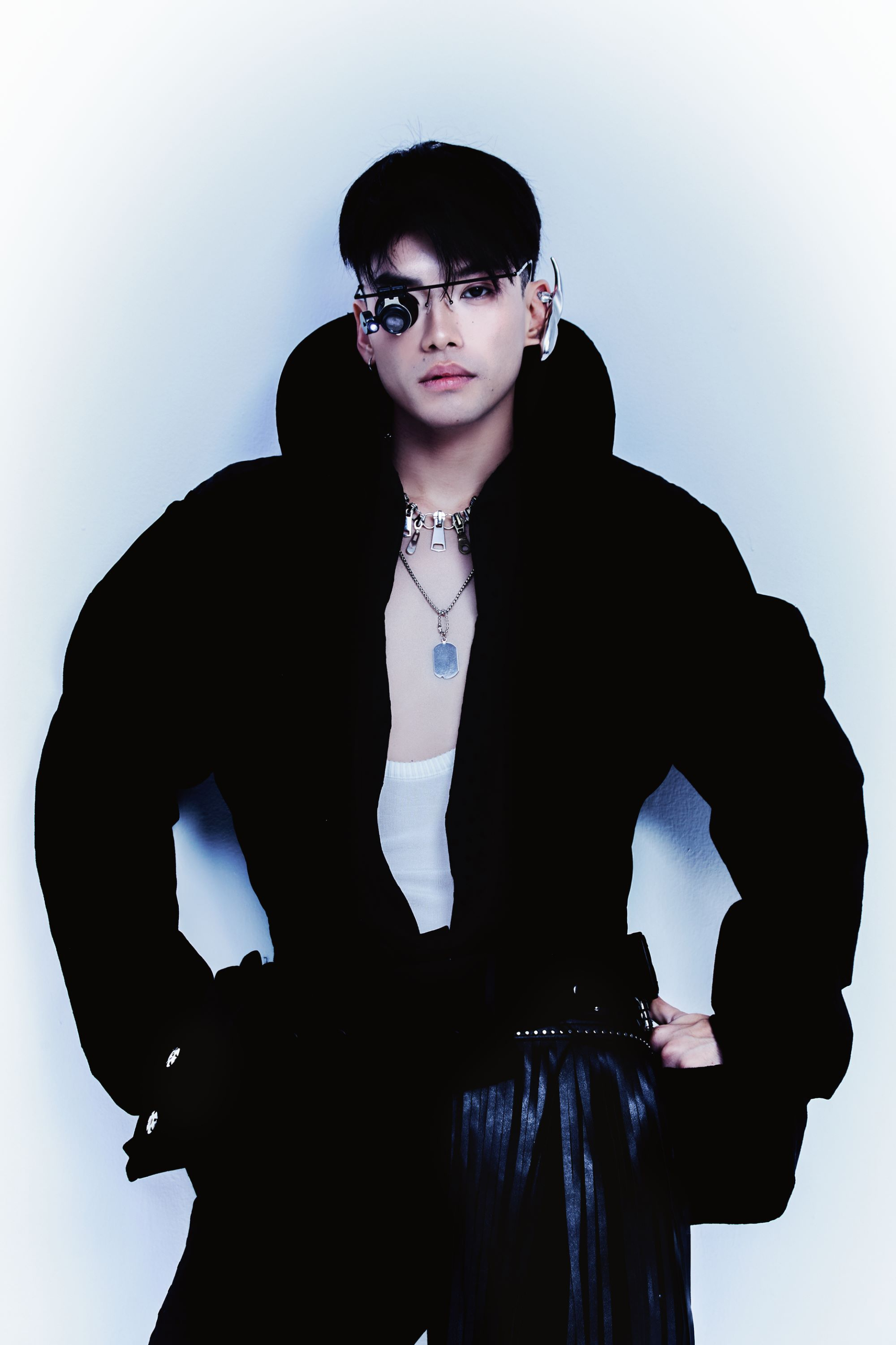 Việt Nam c&oacute; ca sĩ l&agrave; "con nh&agrave; n&ograve;i" ẩn m&igrave;nh gần 10 năm, vừa debut đ&atilde; được b&aacute;o quốc tế khen ngợi- Ảnh 3.