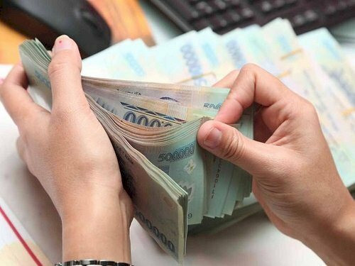 C&ocirc;ng an điều tra giao dịch 14 triệu đồng thanh to&aacute;n tiền gia c&ocirc;ng may mặc của b&agrave; Nguyễn Thị Ng&acirc;n- Ảnh 1.