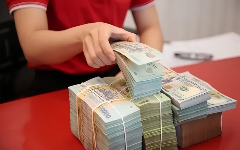Dư 50 triệu c&oacute; n&ecirc;n gửi ng&acirc;n h&agrave;ng?- Ảnh 1.