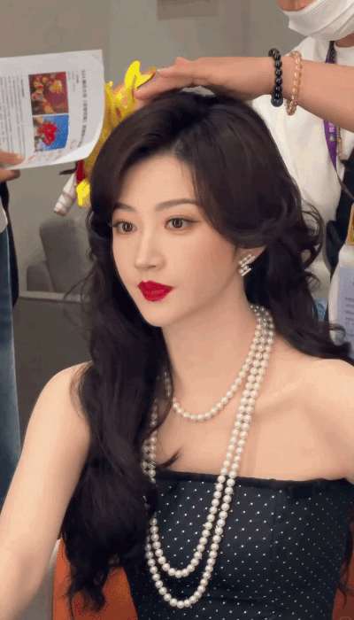 Clip sốc của ngọc nữ showbiz lộ hợp đồng mang thai hộ cho đại gia, bị đ&agrave;ng trai r&aacute;o riết đ&ograve;i h&agrave;ng trăm tỷ- Ảnh 6.