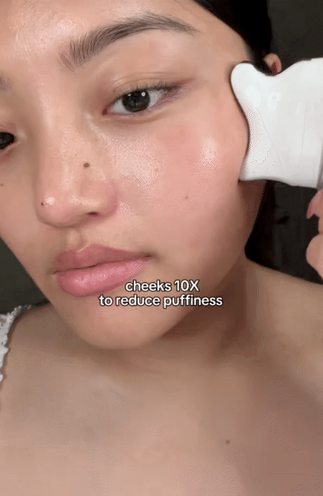 51 tuổi vẫn giữ l&agrave;n da căng mịn nhờ tu&yacute;p retinol "2in1": Trẻ h&oacute;a da kết hợp massage cải thiện độ ăn chắc- Ảnh 10.