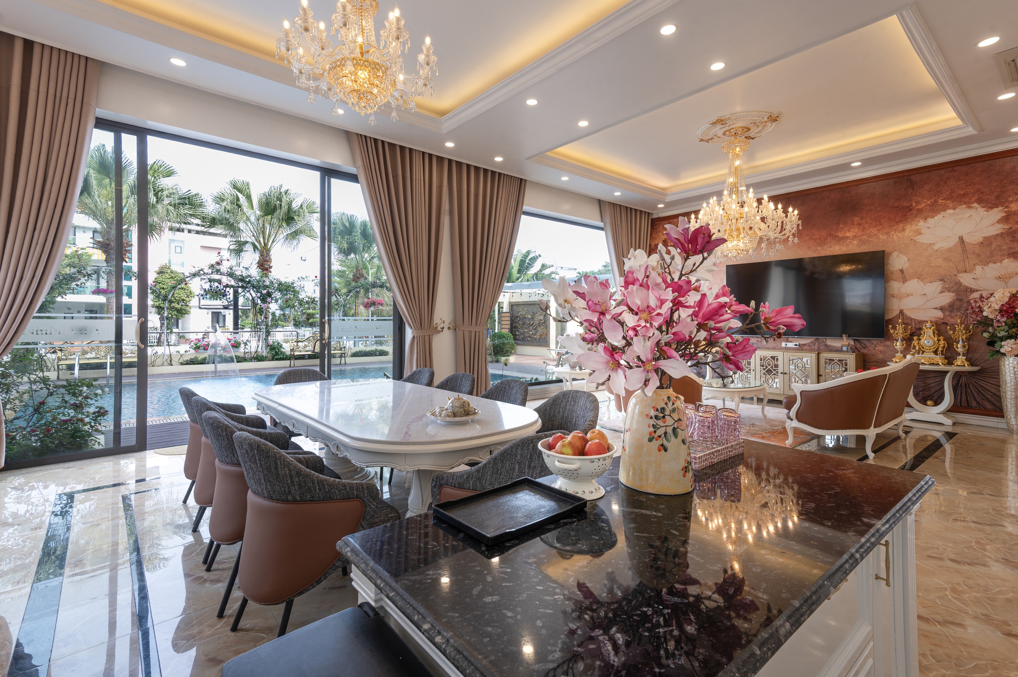 Nữ NSƯT, trưởng khoa thanh nhạc t&aacute;i h&ocirc;n với 1 viện trưởng, sở hữu biệt thự 10 ph&ograve;ng ngủ, sống đơn giản- Ảnh 9.
