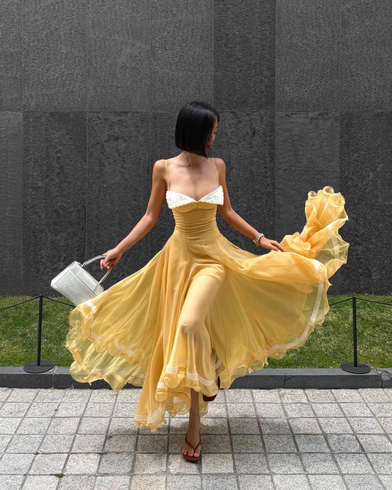 Local brand Việt li&ecirc;n tục được quốc tế xướng t&ecirc;n, thiết kế v&aacute;y &ldquo;đ&uacute;ng kiểu trong mơ của mọi c&ocirc; g&aacute;i&rdquo;- Ảnh 3.