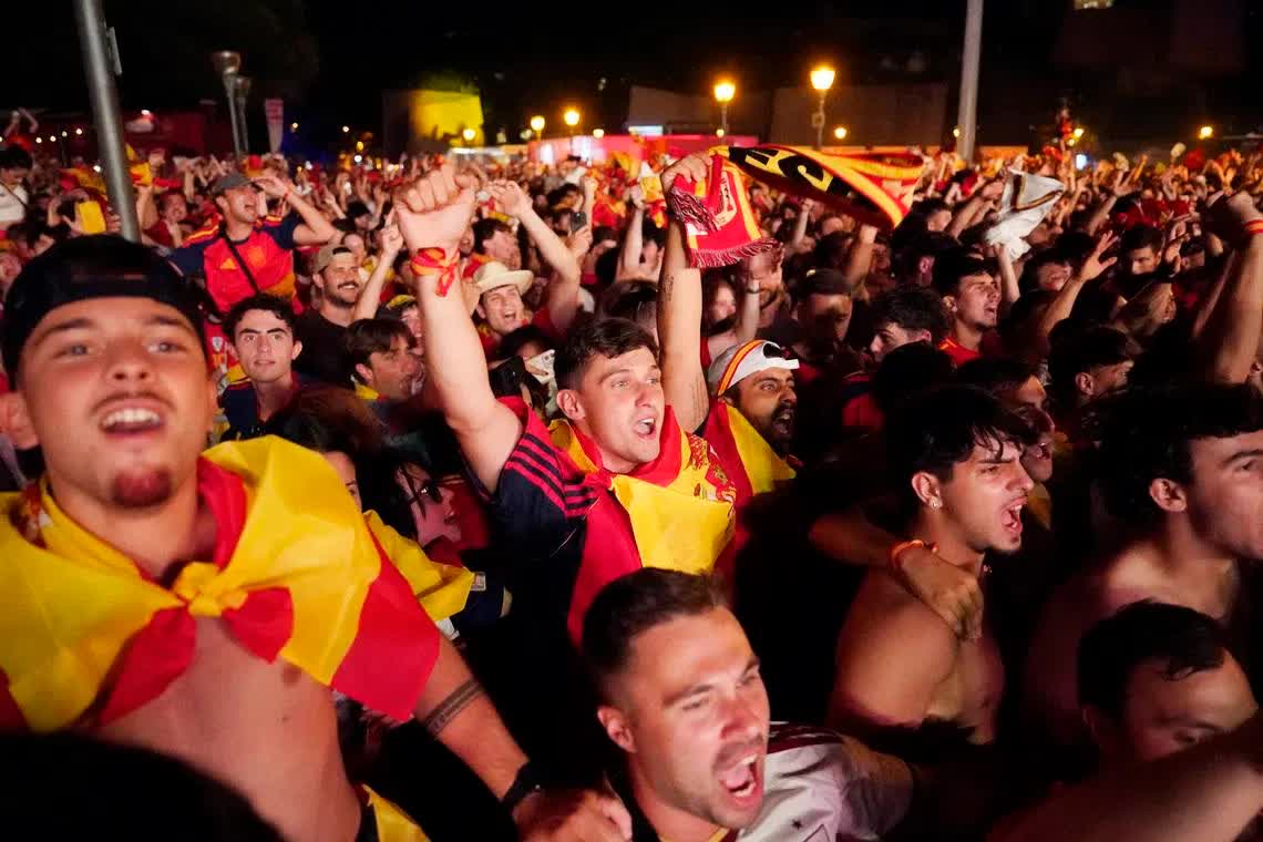 T&acirc;y Ban Nha l&uacute;c n&agrave;y: H&agrave;ng triệu người ho&agrave;n to&agrave;n b&ugrave;ng nổ sau khi ĐT v&ocirc; địch World Cup! - Ảnh 5.