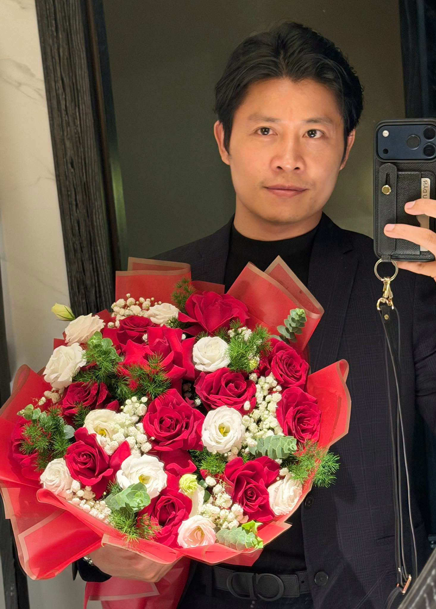 Nam nghệ sĩ từng chuyển k&ecirc;nh tivi khi thấy T&ugrave;ng Dương h&aacute;t, U50 bất ngờ th&agrave;nh ng&ocirc;i sao đ&igrave;nh đ&aacute;m- Ảnh 2.